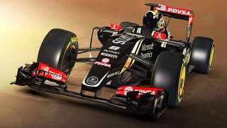 今度はダサイなんて言わせない 2015年ロータスF1 E23が公開