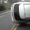 【事故】山道で「追い越しの為のはみ出し禁止」黄色２本線の道路で レクサスRXが逆走&無理な追い越しをして大事故に….